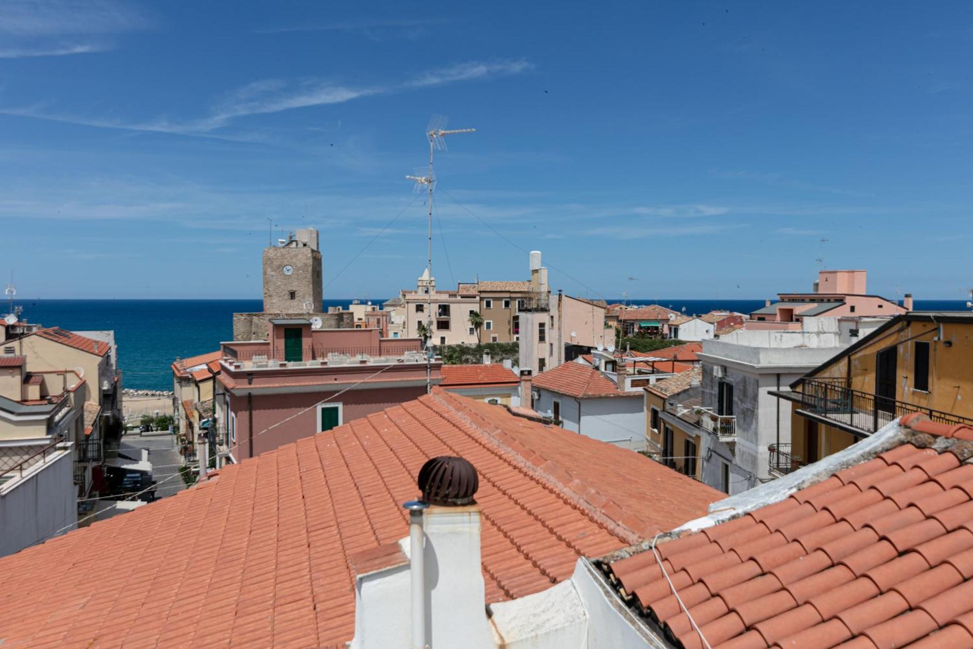 Dea Apartrooms Termoli Exterior photo