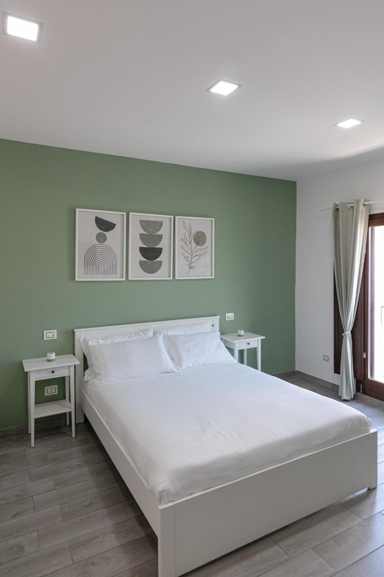Dea Apartrooms Termoli Exterior photo