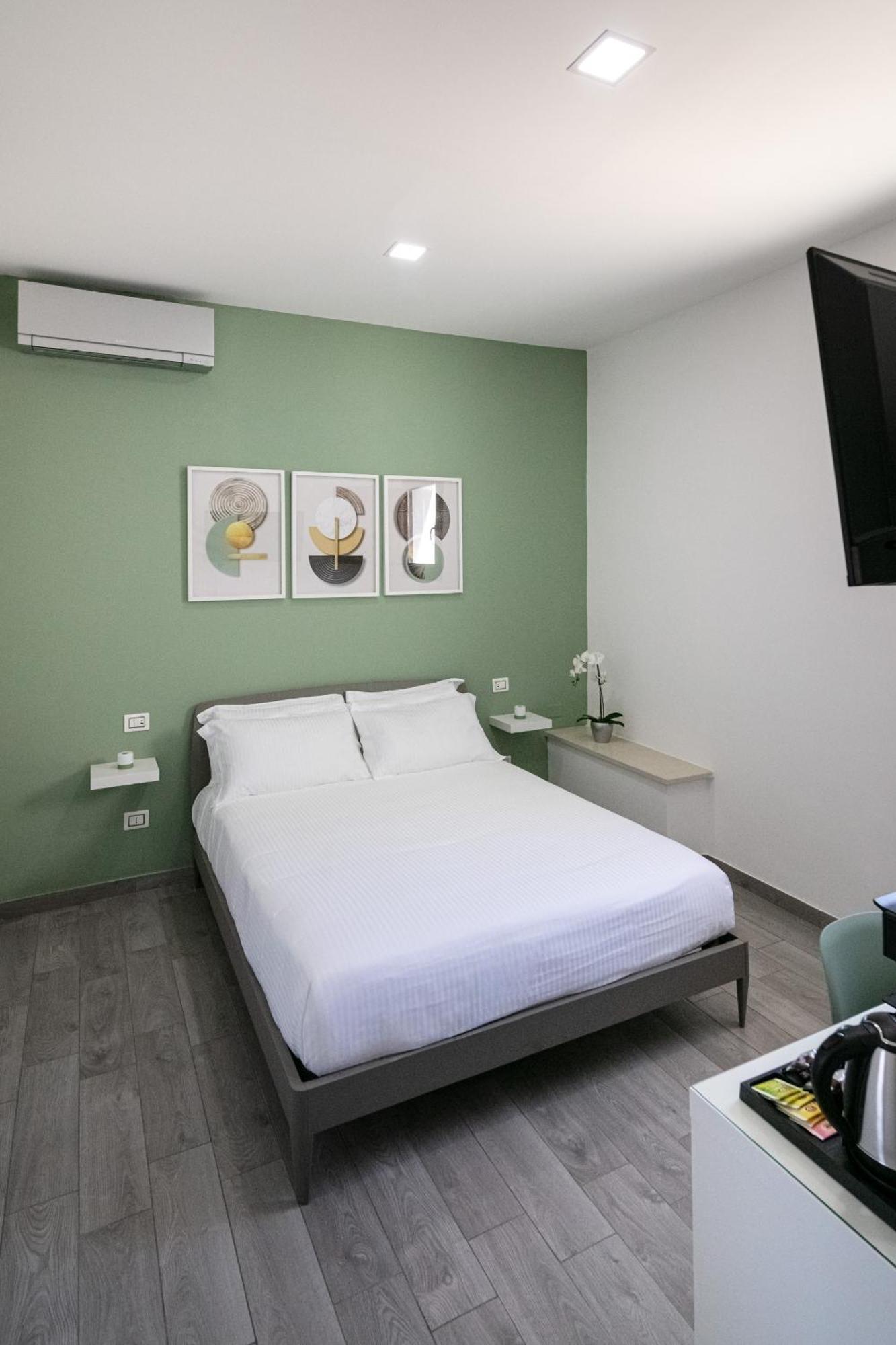 Dea Apartrooms Termoli Exterior photo